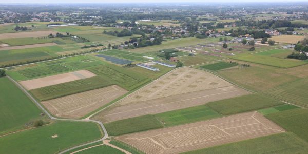 Luchtfoto van de ILVO proefvelden in Melle en Merelbeke.